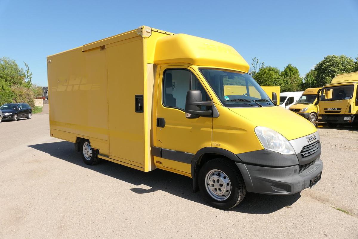 Gebraucht Iveco Daily 35 S11 C30C AUTOMATIK KAMERA Regale LUFT DURCHGANG EURO-5 CoC