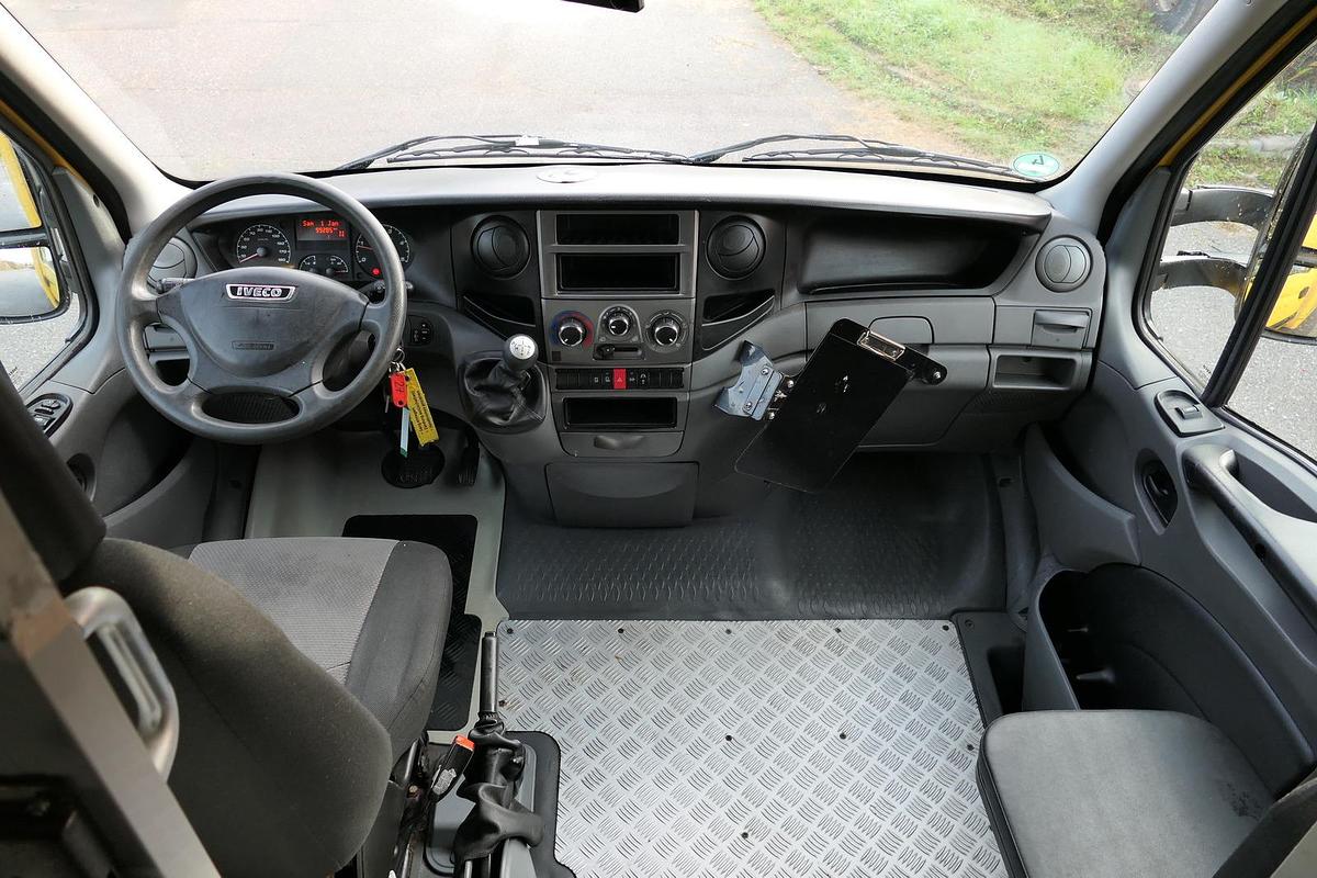 Gebraucht Iveco Daily 35 S11 C30C AUTOMATIK KAMERA Regale LUFT DURCHGANG EURO-5 CoC