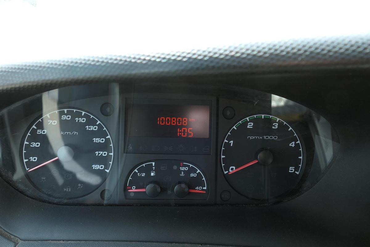 Gebraucht Iveco Daily 35 S11 C30C AUTOMATIK KAMERA Regale LUFT DURCHGANG EURO-5 CoC