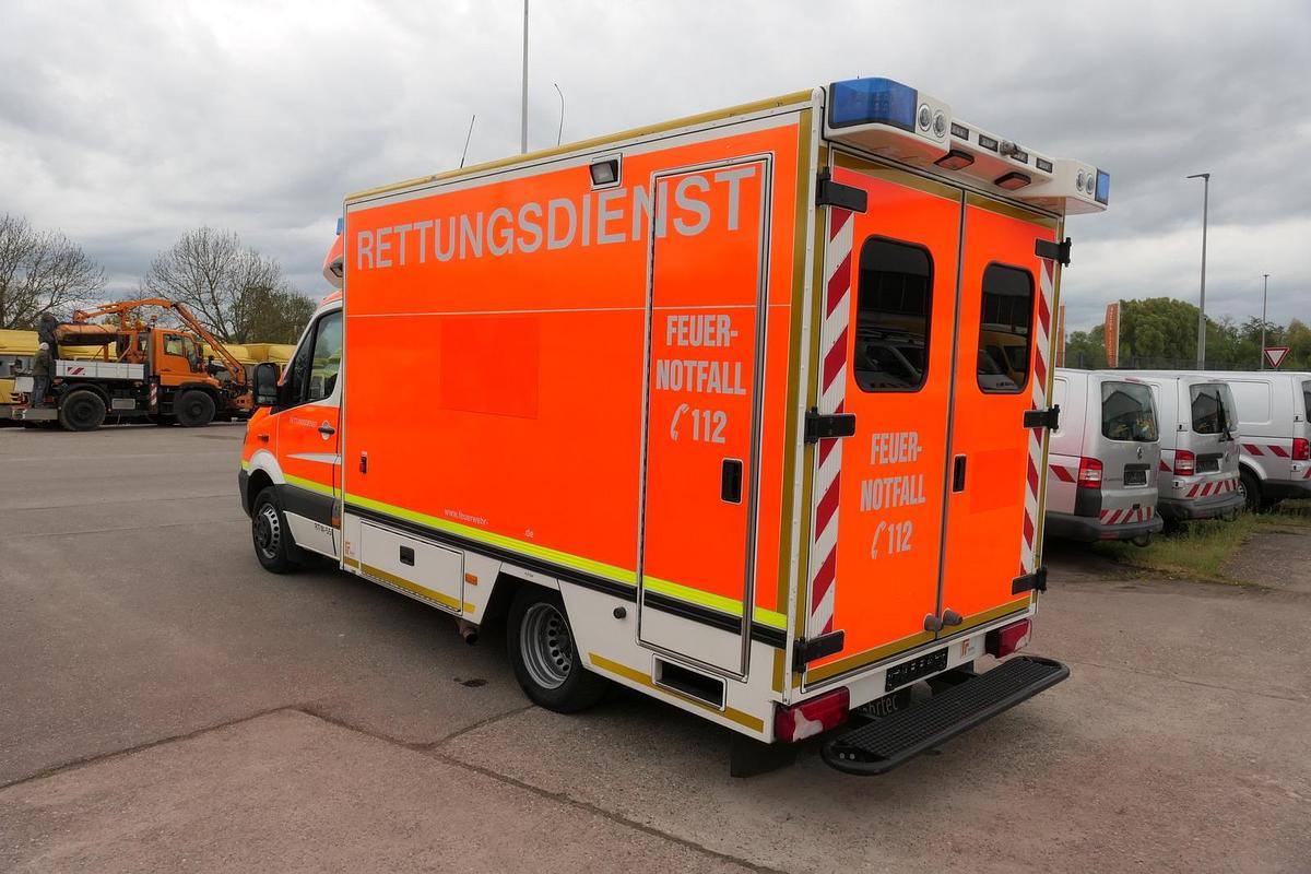 Gebraucht Mercedes-Benz Sprinter 519 CDI Klima Krankenwagen