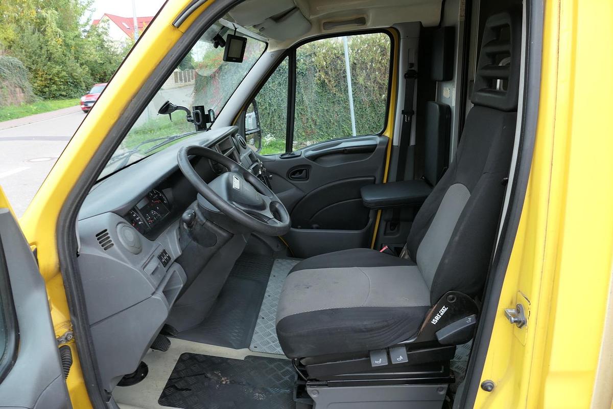 Gebraucht Iveco Daily 35 S11 C30C AUTOMATIK KAMERA Regale LUFT DURCHGANG EURO-5 CoC