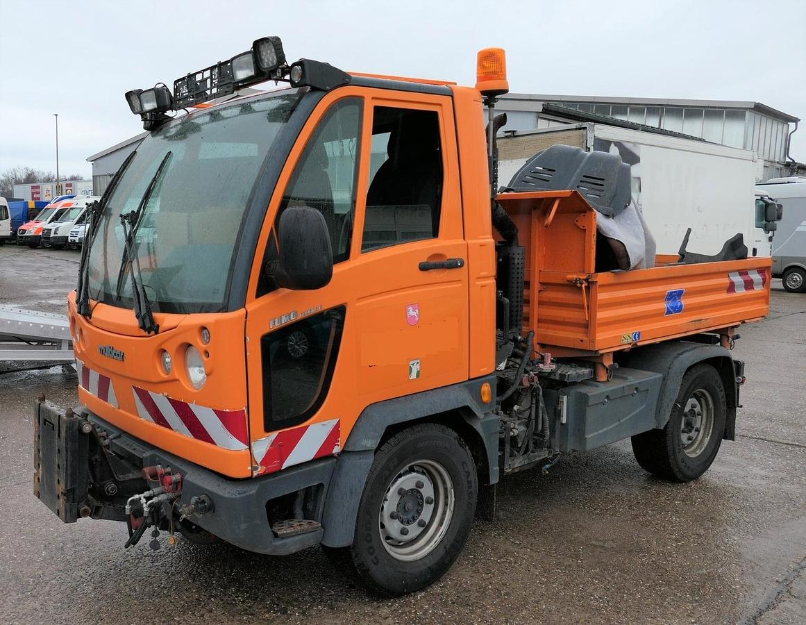 Gebraucht Multicar FUMO M30 4X4 AHK KLIMA KOMMUNALHYDRAULIK EURO 5