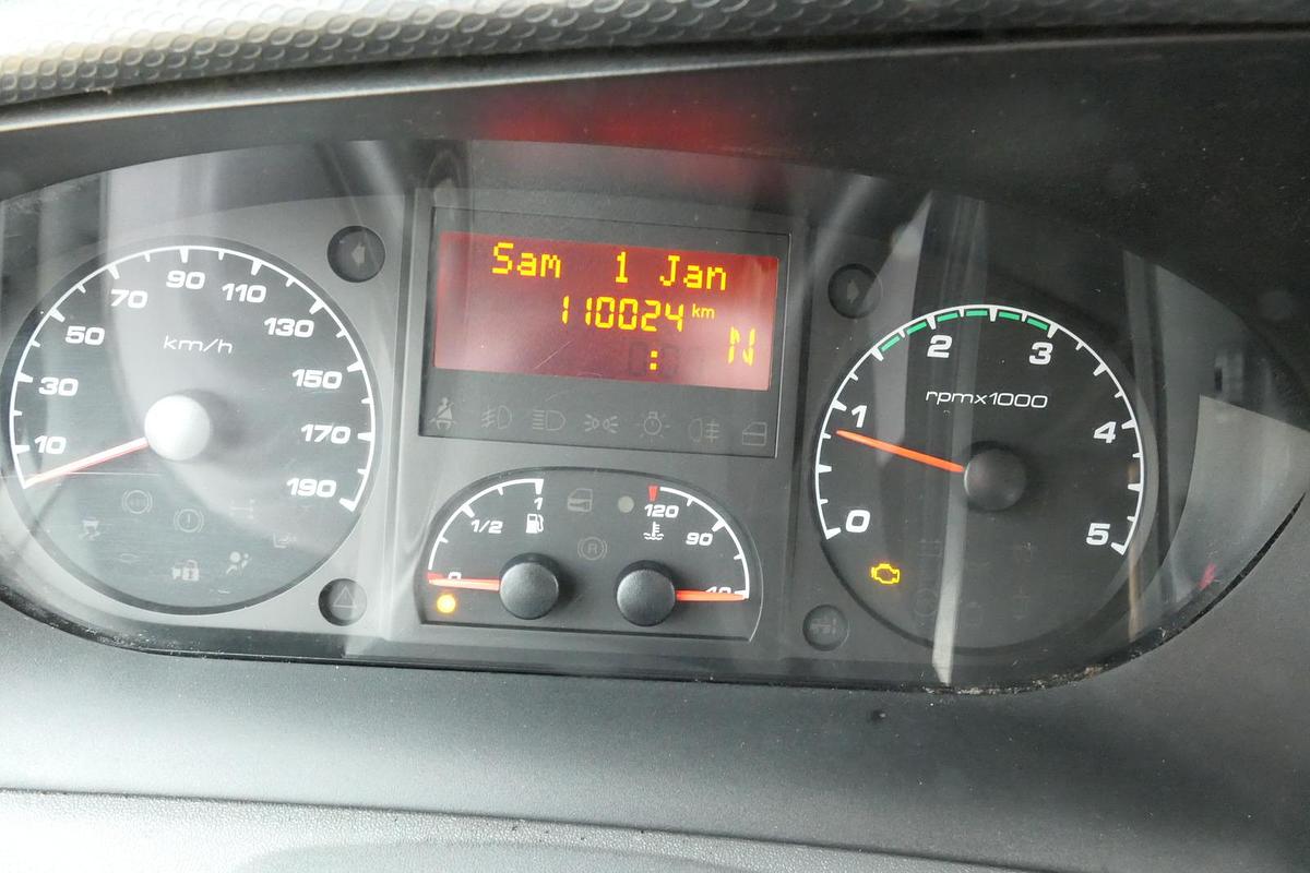 Gebraucht Iveco Daily 35 S11 C30C AUTOMATIK KAMERA MAXI KAMERA Regale LUFT - EURO 5 - CoC