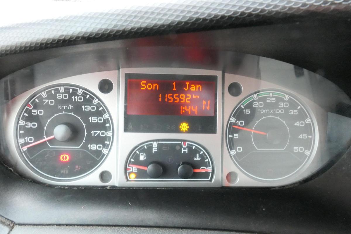 Gebraucht Iveco Daily 35 S11 C30C AUTOMATIK KAMERA MAXI Regale DURCHGANG