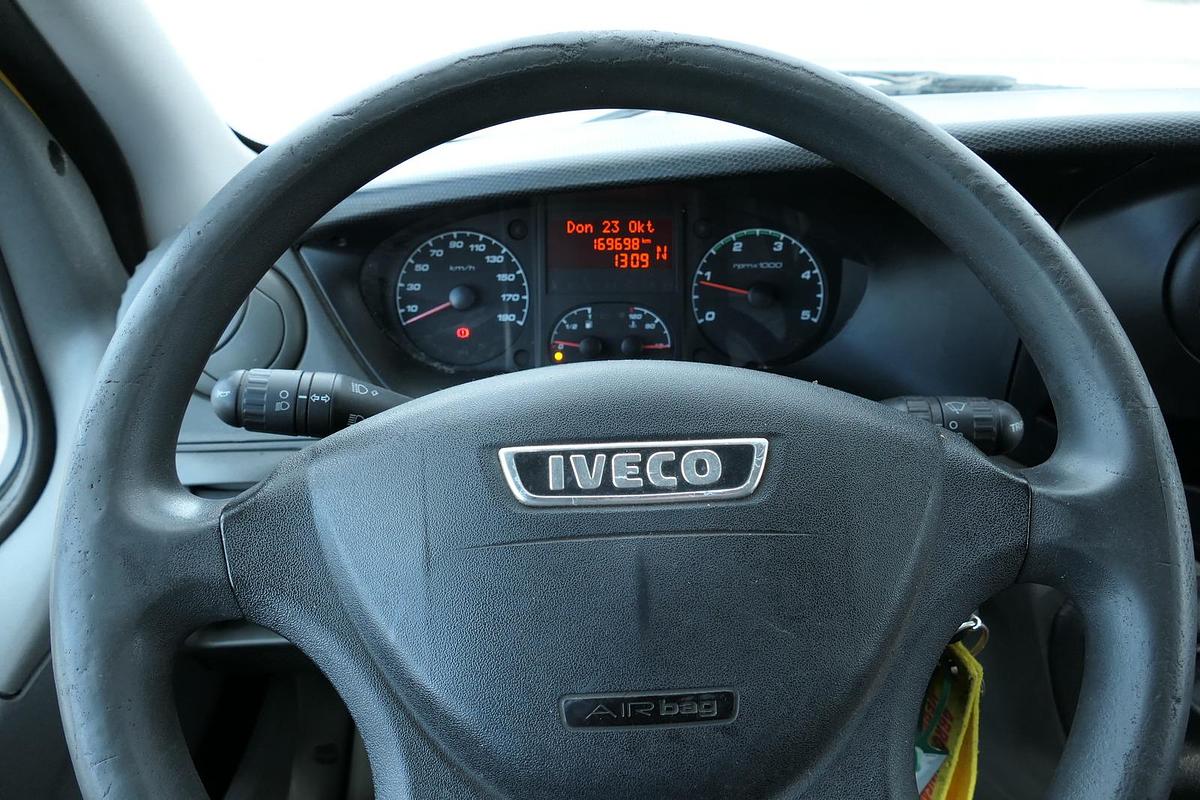 Gebraucht Iveco Daily 35 S11 C30C AUTOMATIK KAMERA MAXI Regale LUFT - EURO 5 - CoC