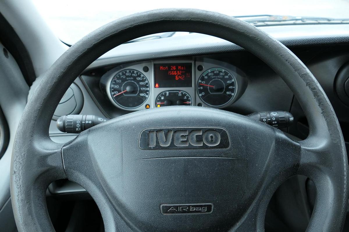 Gebraucht Iveco Daily 35 S11 C30C AUTOMATIK KAMERA MAXI Regale DURCHGANG