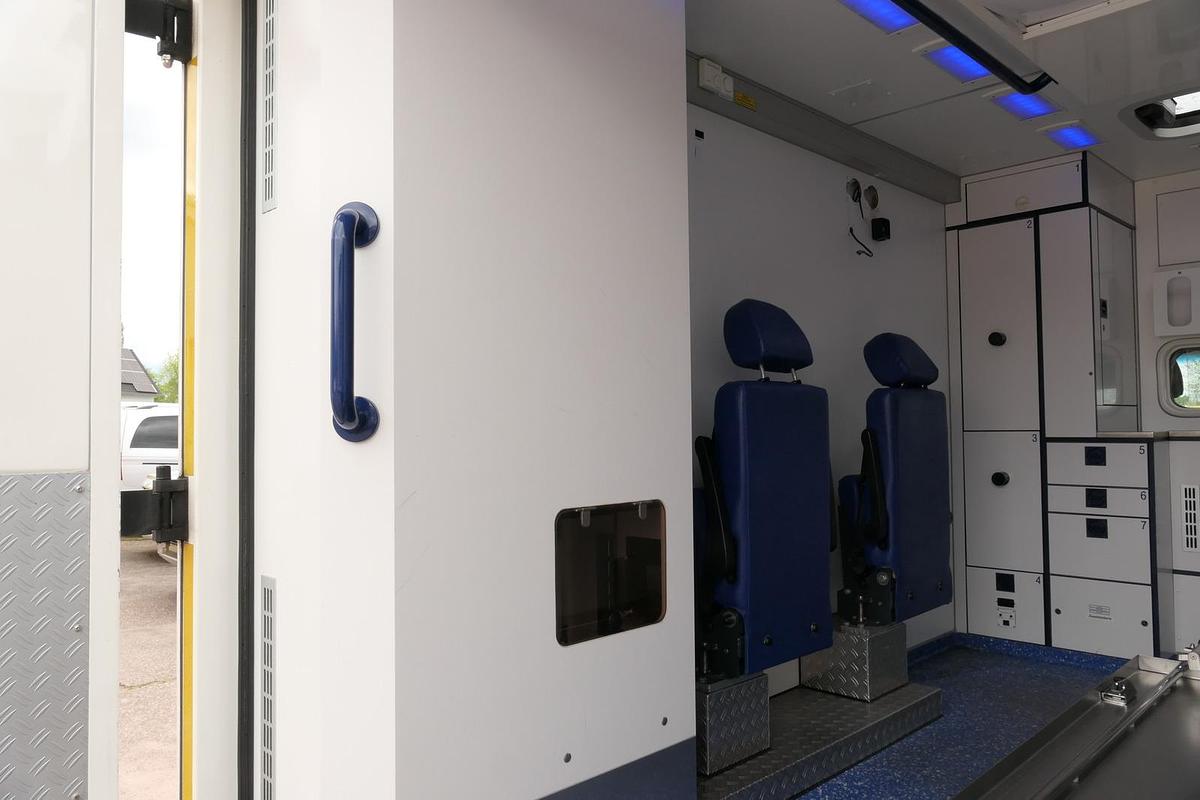 Gebraucht Mercedes-Benz Sprinter 519 CDI Klima Krankenwagen