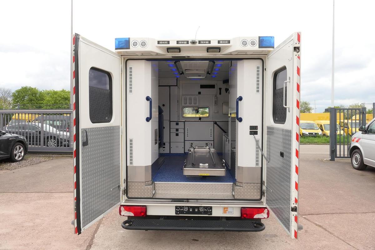 Gebraucht Mercedes-Benz Sprinter 519 CDI Klima Krankenwagen