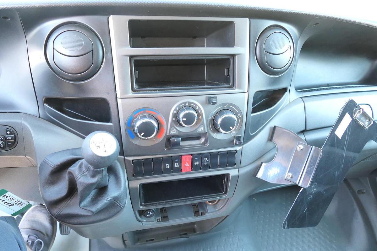 Gebraucht Iveco Daily 35 S11 C30C AUTOMATIK KAMERA Regale LUFT DURCHGANG EURO-5 CoC