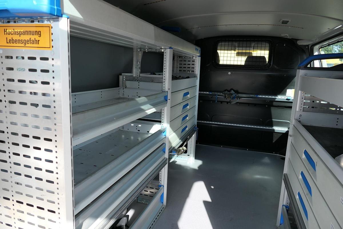 Gebraucht Volkswagen T6 Transporter 2.0 TDI 4Motion lang KLIMA AHK Werkstatteinbauten COC