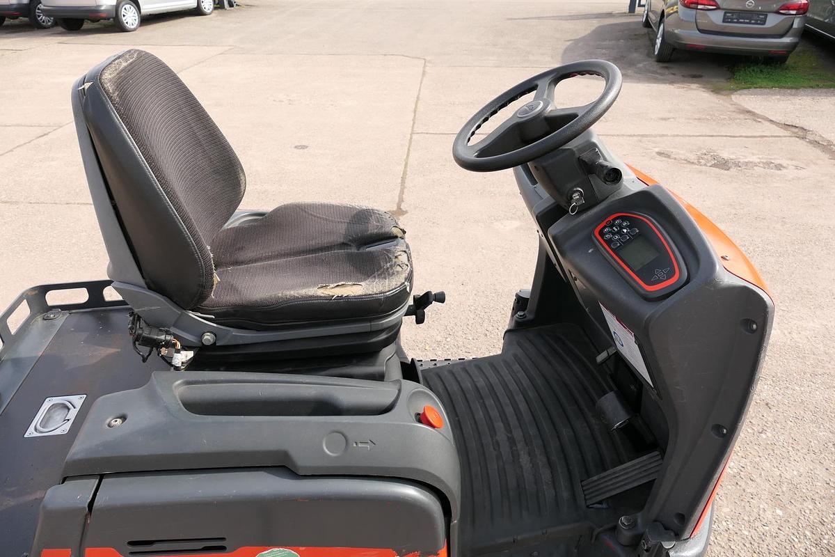 Gebraucht Linde P 60 Z Schlepper Batterie 49/2019 3-Rad