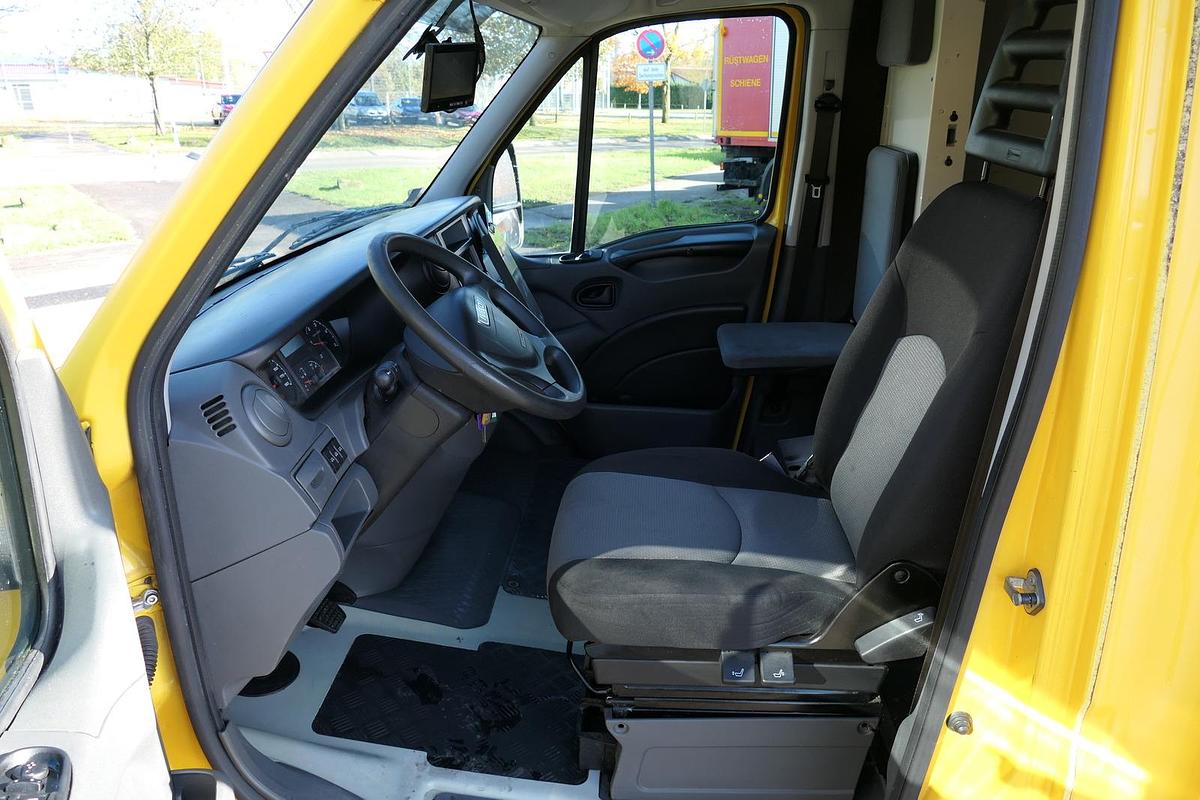 Gebraucht Iveco Daily 35 S11 C30C AUTOMATIK KAMERA Regale LUFT DURCHGANG EURO-5 CoC