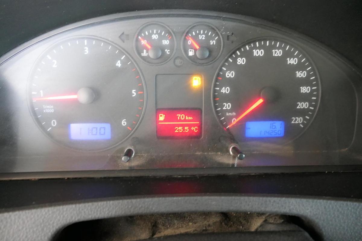 Gebraucht Volkswagen T5 Transporter 1.9 TDI 2-Sitzer PARKTRONIK 2xSCHIEBETÜR