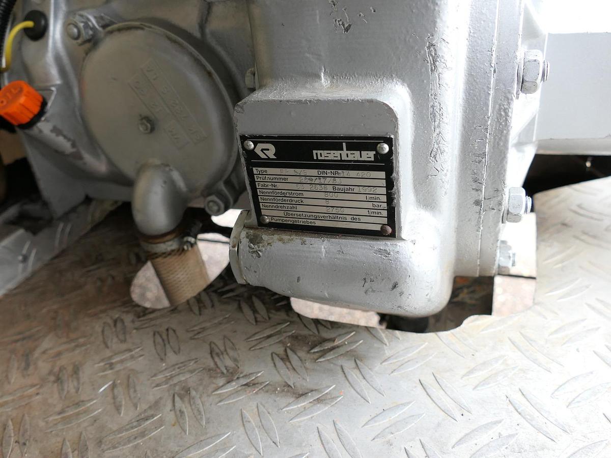 Gebraucht Mercedes-Benz 814 D LF 8/6 DoKa AHK Löschwassertank 600L Schlingmann