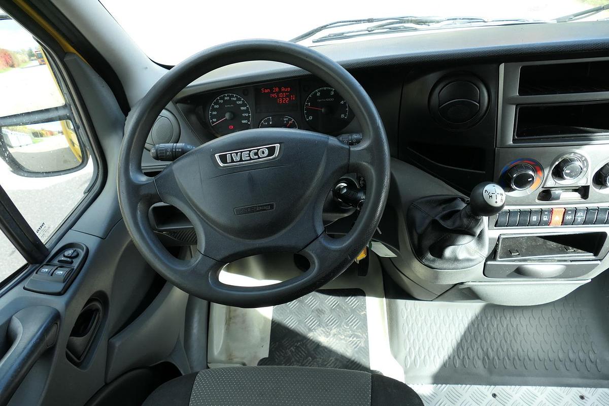 Gebraucht Iveco Daily 35 S11 C30C AUTOMATIK KAMERA Regale LUFT DURCHGANG EURO-5 CoC