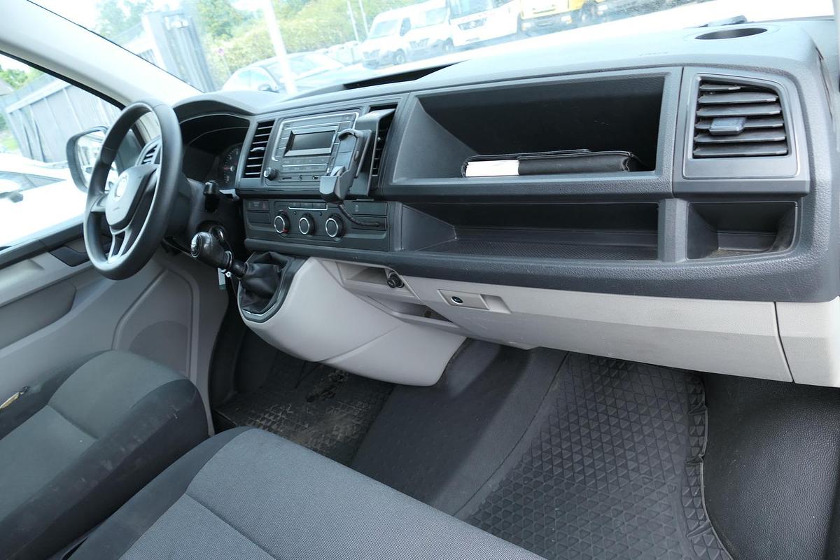 Gebraucht Volkswagen T6 Transporter 2.0 TDI 4Motion lang 3Sitzer AHK Werkstatteinbauten - KLIMA