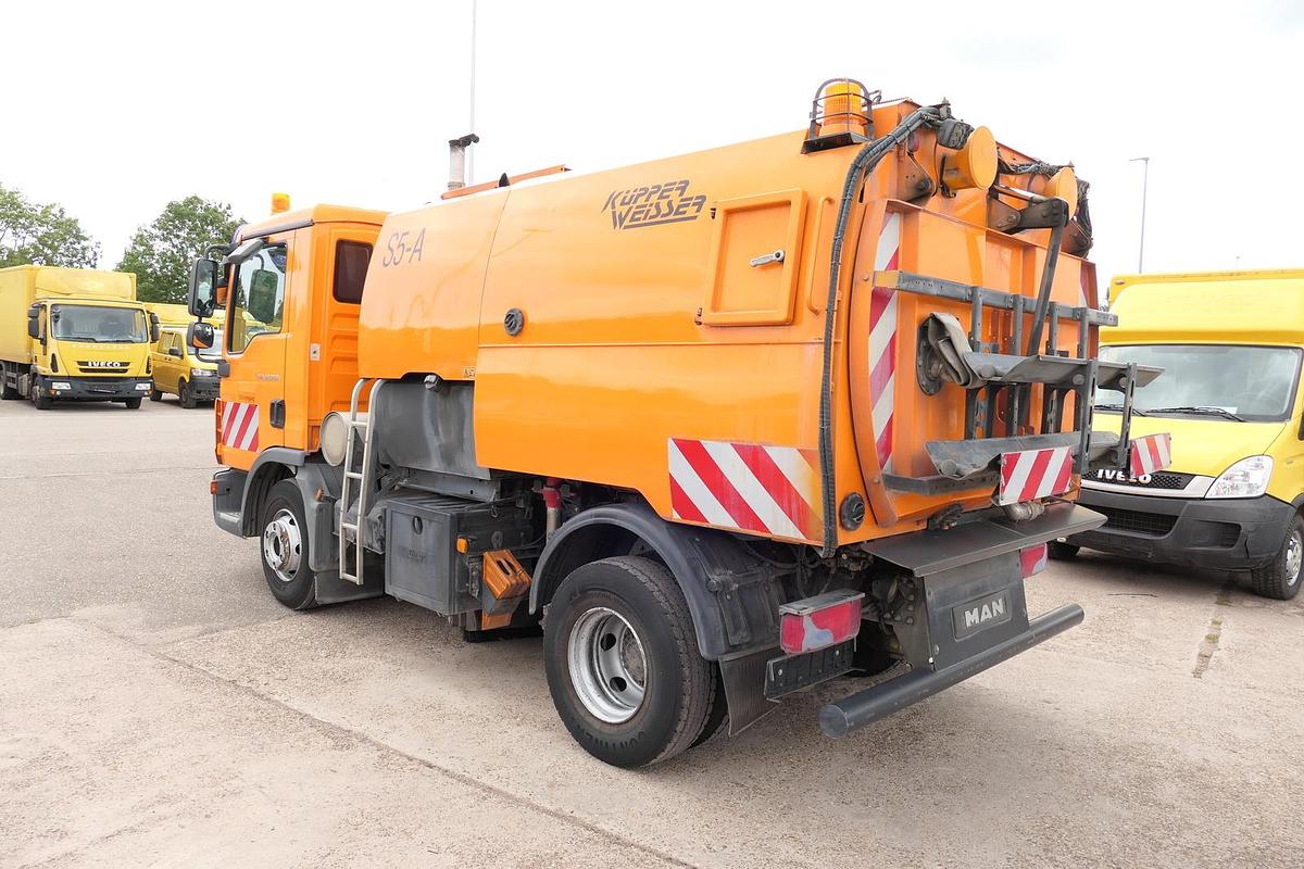 Gebraucht MAN TGL 12.250 4x2 BL Kehrmaschine