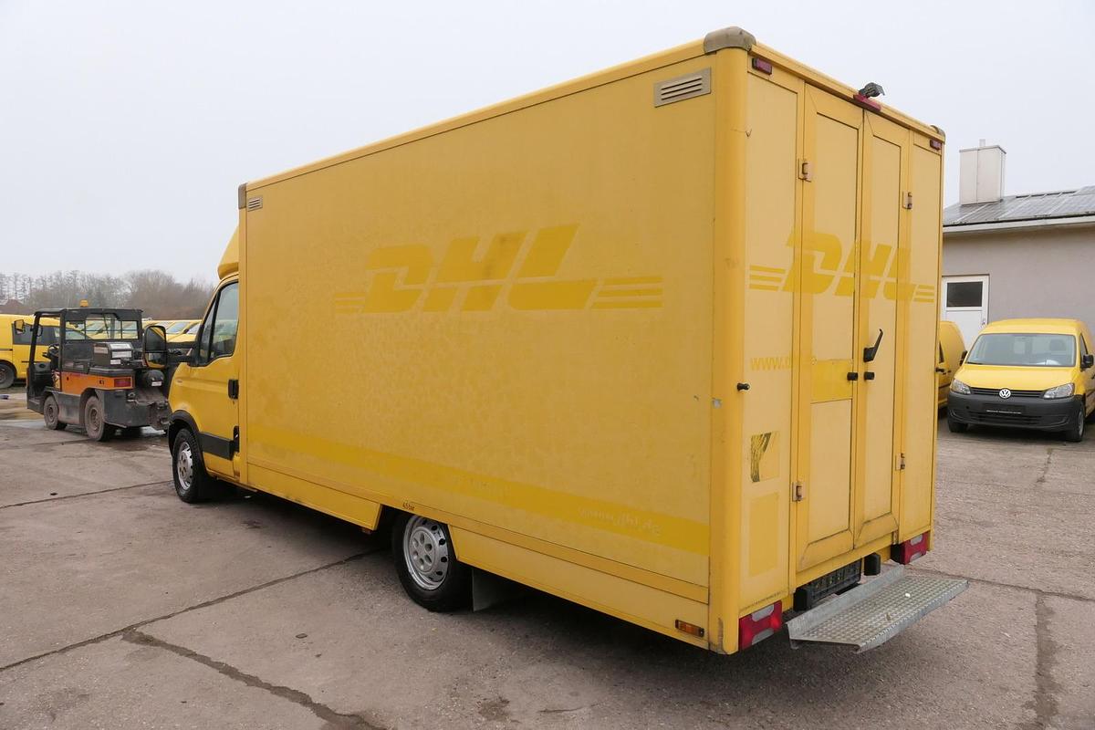 Gebraucht Iveco Daily 35 S11 C30C AUTOMATIK KAMERA Regale LUFT DURCHGANG EURO-5 CoC