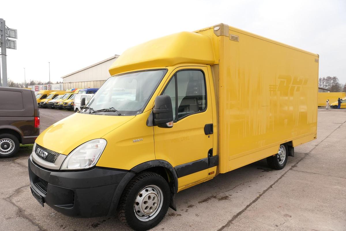 Gebraucht Iveco Daily 35 S11 C30C AUTOMATIK KAMERA MAXI Regale DURCHGANG