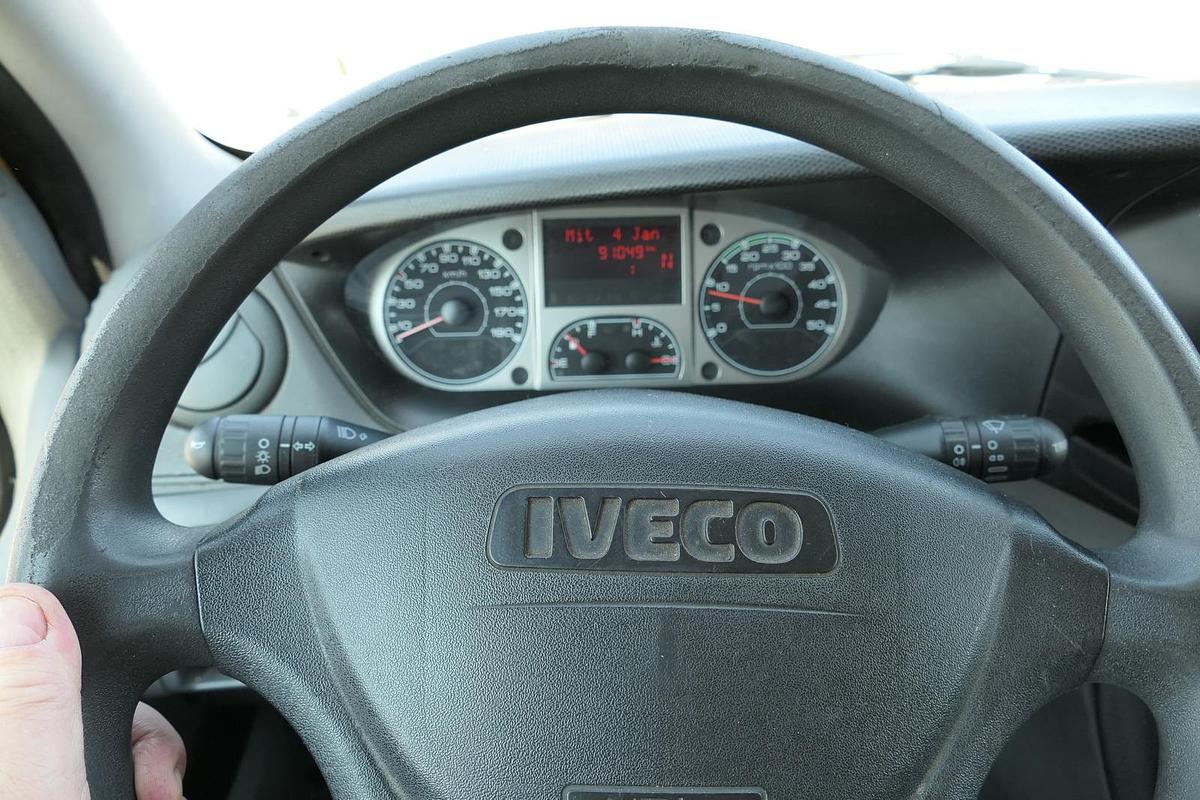 Gebraucht Iveco Daily 35 S11 C30C AUTOMATIK KAMERA MAXI Regale DURCHGANG