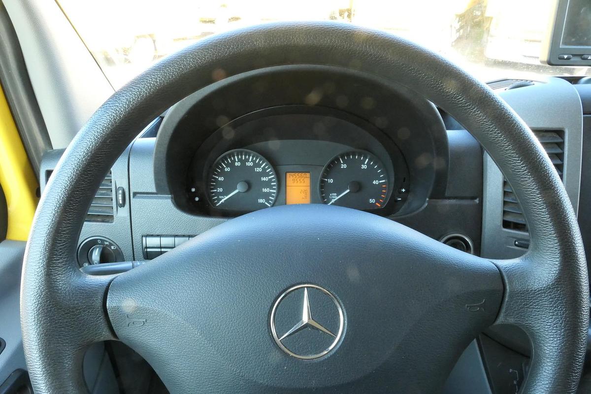 Gebraucht Mercedes-Benz SPRINTER 310 CDI MAXI EURO-5 KOFFER REGALE KAMERA DURCHGANG