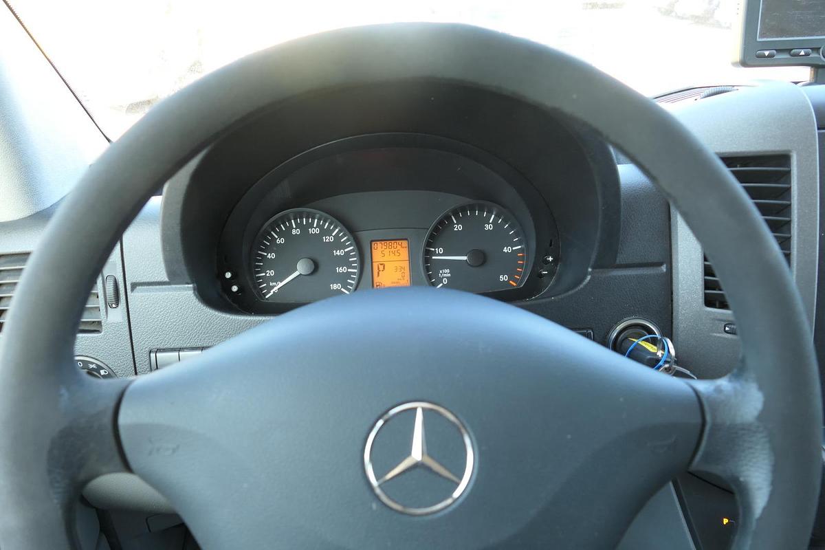 Gebraucht Mercedes-Benz SPRINTER 310 CDI MAXI EURO-5 KOFFER REGALE KAMERA DURCHGANG