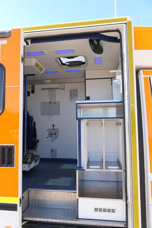 Gebraucht Mercedes-Benz Sprinter 519 CDI Klima Krankenwagen