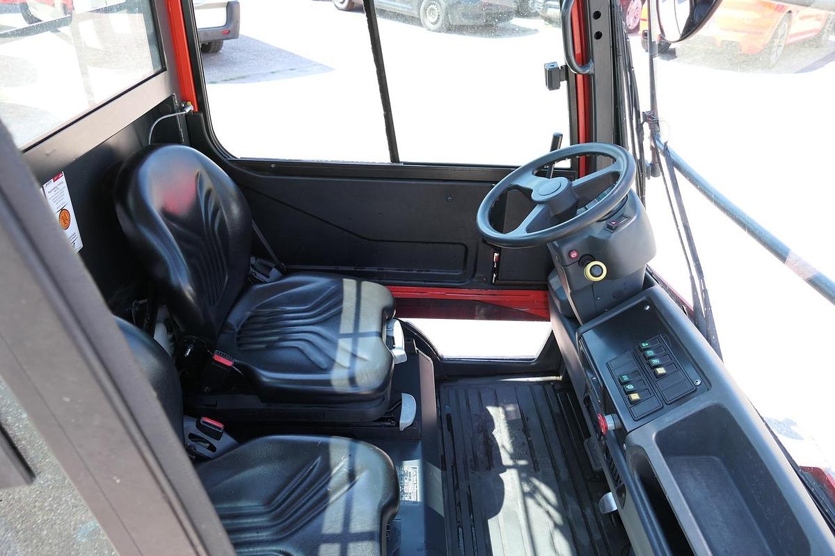 Gebraucht Linde P250 Schlepper AHK Batterie 24/2021 Schiebetüren