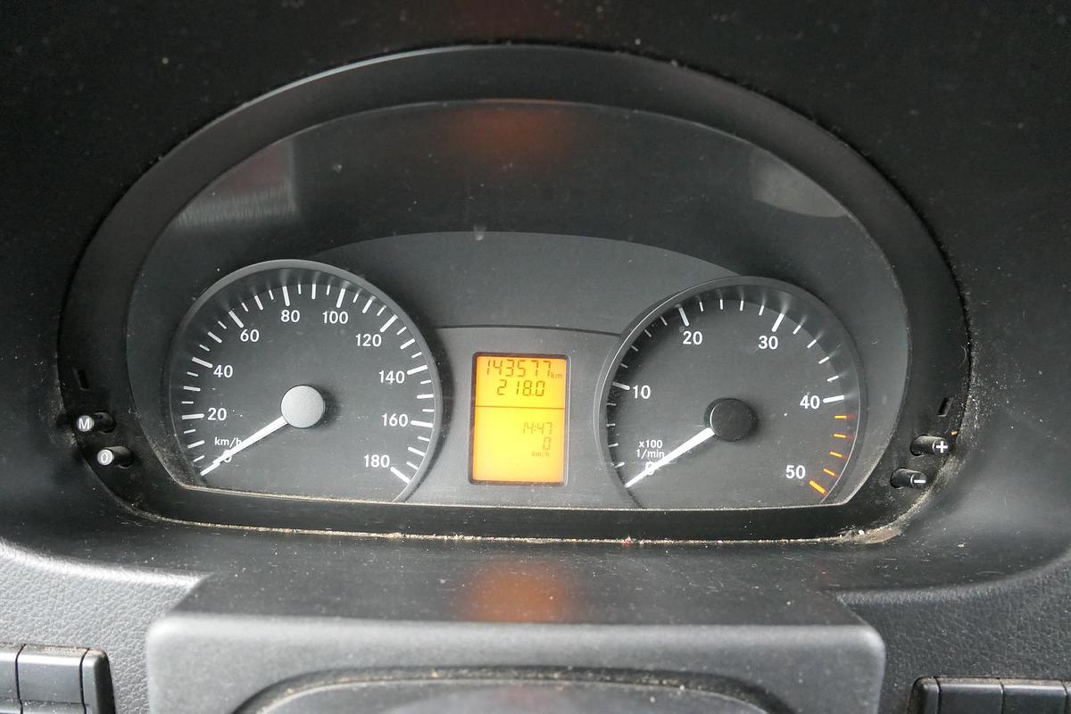 Gebraucht Mercedes-Benz SPRINTER 310 CDI MAXI EURO-5 KOFFER REGALE KAMERA DURCHGANG