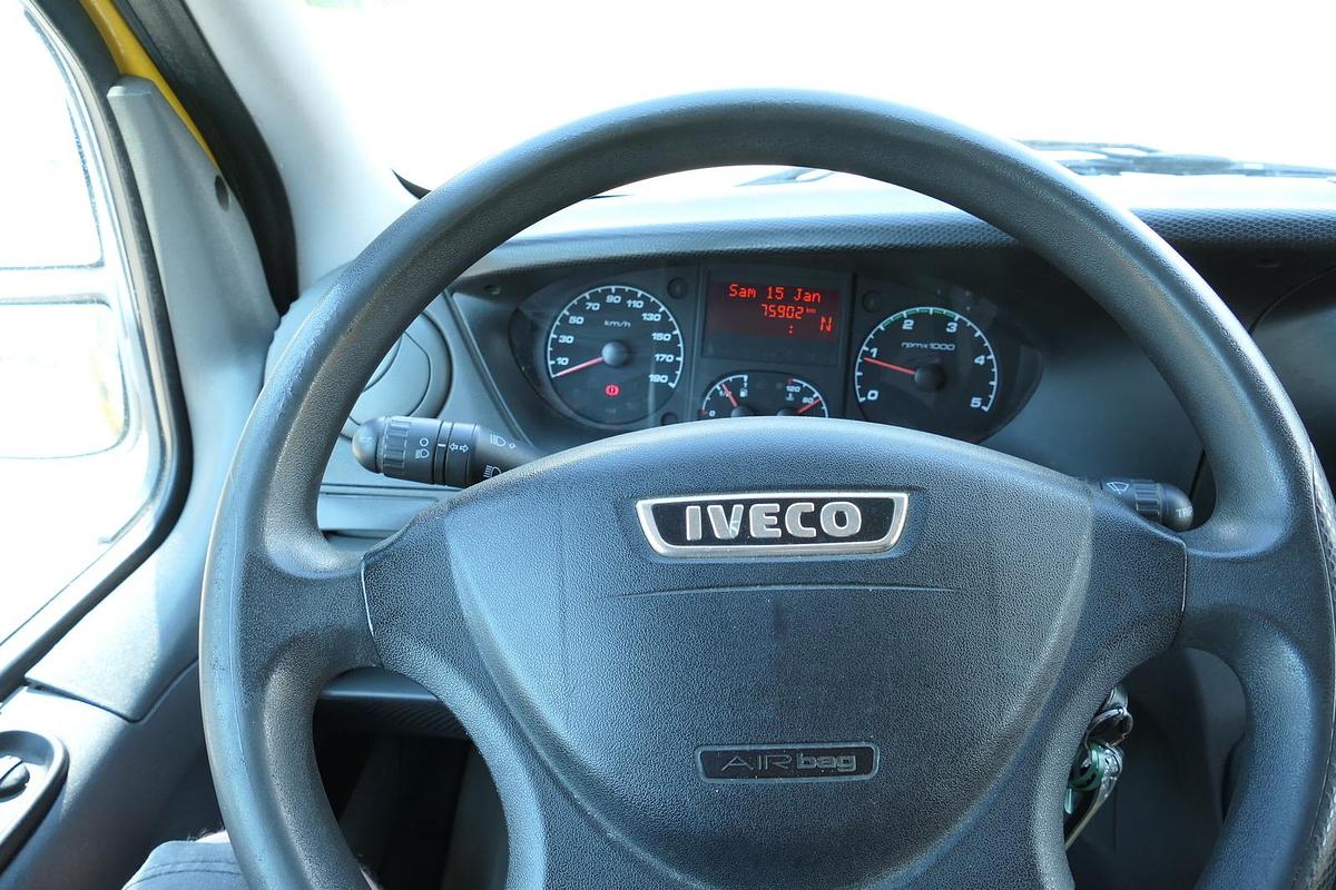Gebraucht Iveco Daily 35 S11 C30C AUTOMATIK KAMERA Regale LUFT DURCHGANG EURO-5 CoC