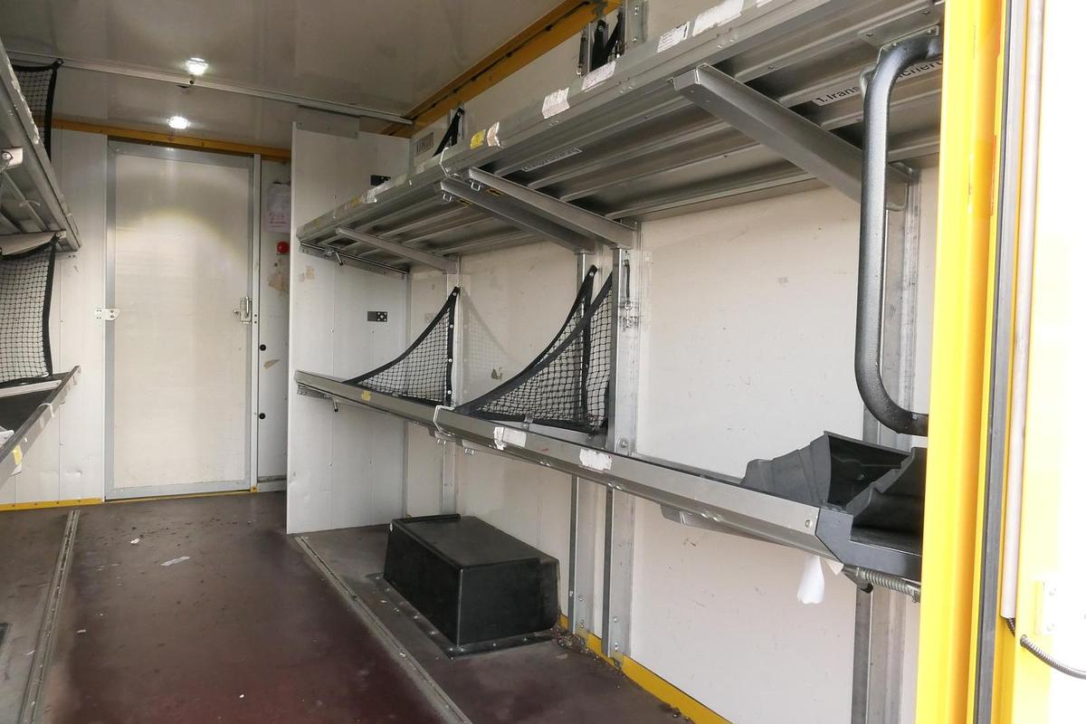 Gebraucht Iveco Daily 35 S11 C30C AUTOMATIK KAMERA Regale LUFT DURCHGANG EURO-5 CoC