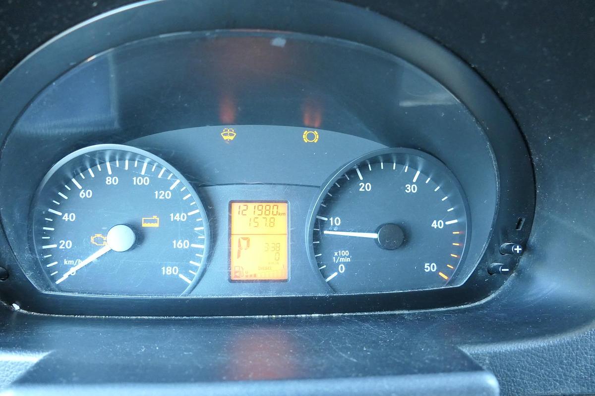 Gebraucht Mercedes-Benz SPRINTER 310 CDI MAXI EURO-5 KOFFER REGALE KAMERA DURCHGANG