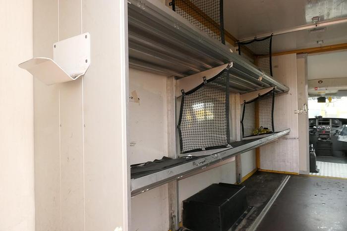 Gebraucht Iveco Daily 35 S11 C30C AUTOMATIK KAMERA Regale LUFT DURCHGANG EURO-5 CoC