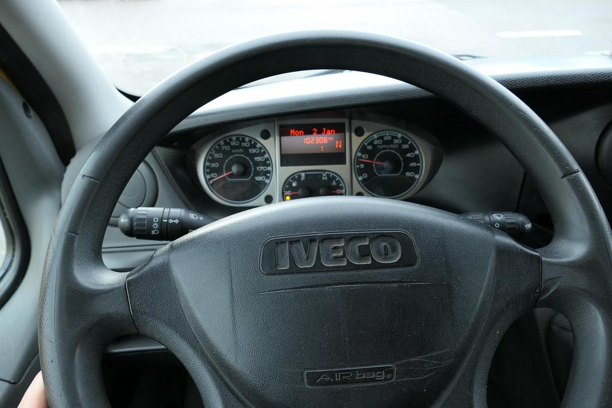 Gebraucht Iveco Daily 35 S11 C30C AUTOMATIK KAMERA MAXI Regale DURCHGANG