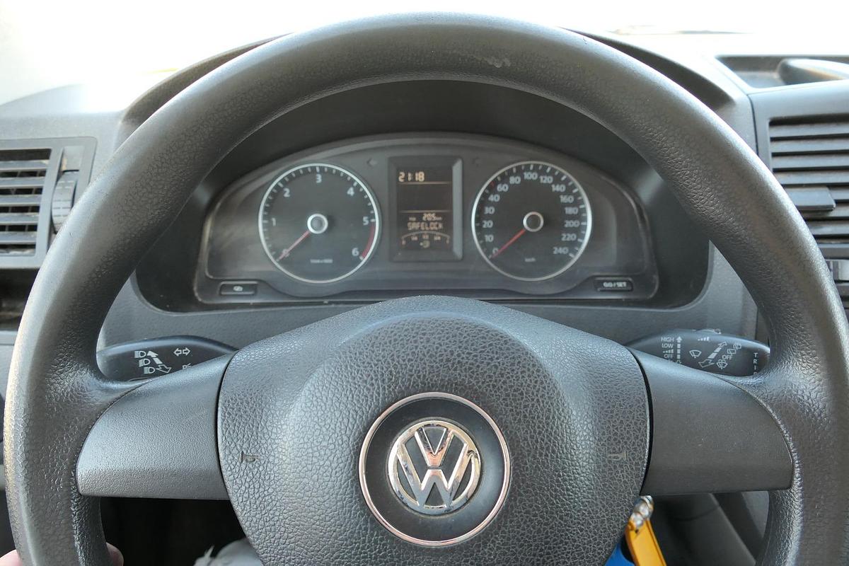 Gebraucht Volkswagen T5 Transporter 2.0 TDI PARKTRONIK EURO-5 2xSCHIEBETÜR CoC