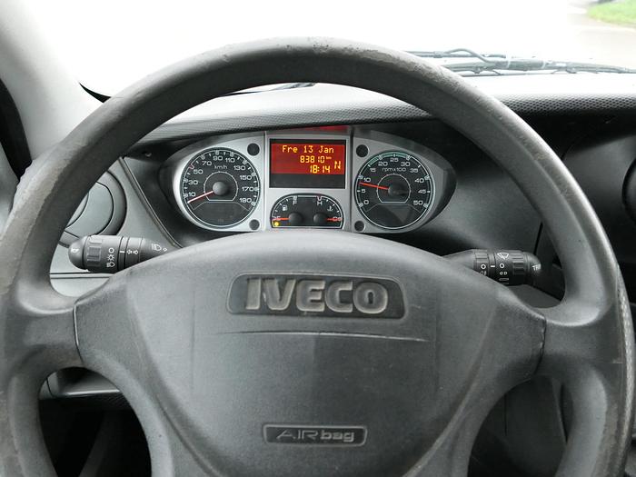 Gebraucht Iveco Daily 35 S11 C30C AUTOMATIK KAMERA MAXI Regale