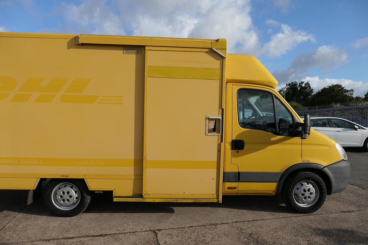 Gebraucht Iveco Daily 35 S11 C30C AUTOMATIK KAMERA MAXI Regale DURCHGANG