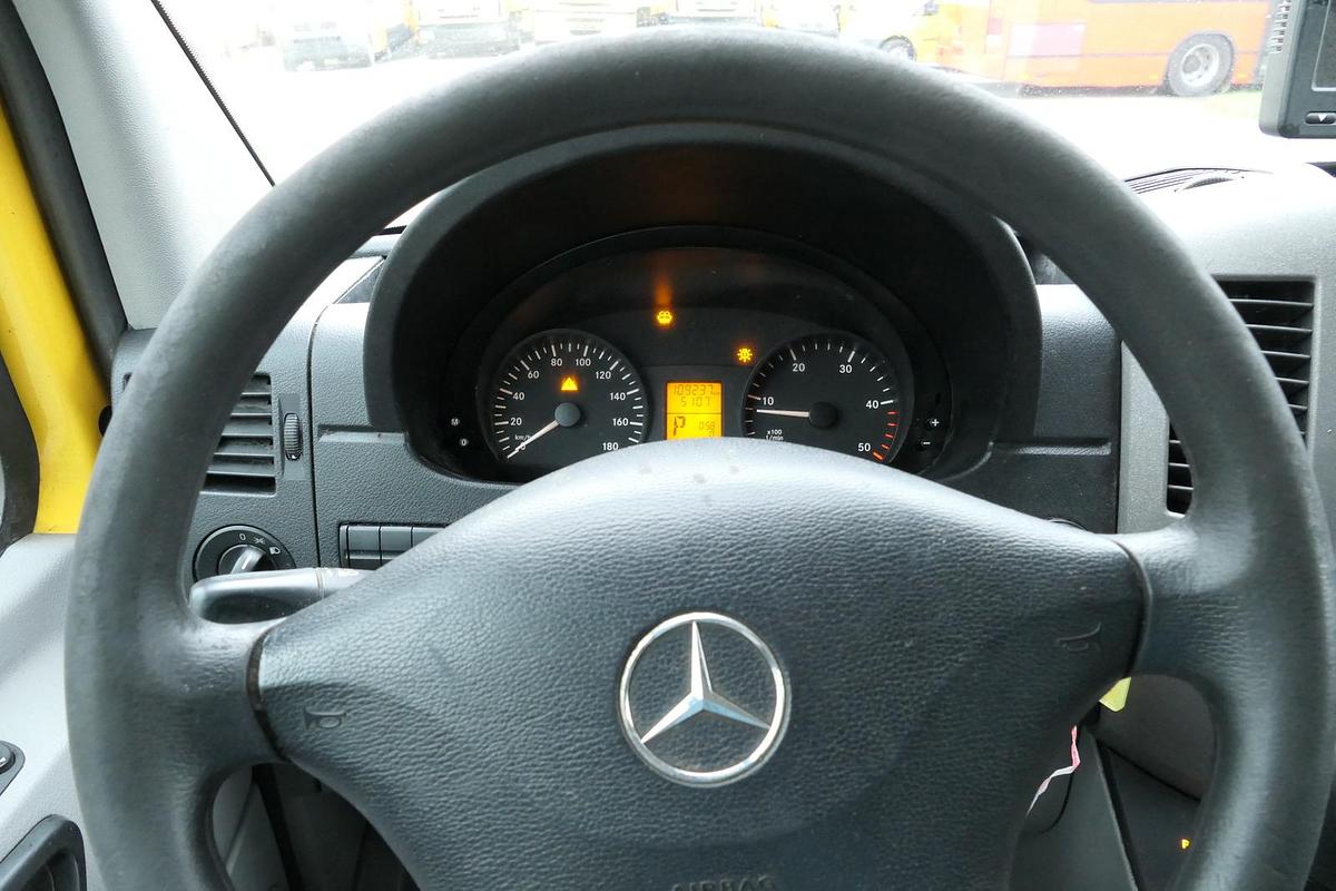 Gebraucht Mercedes-Benz SPRINTER 310 CDI MAXI EURO-5 KOFFER REGALE KAMERA DURCHGANG