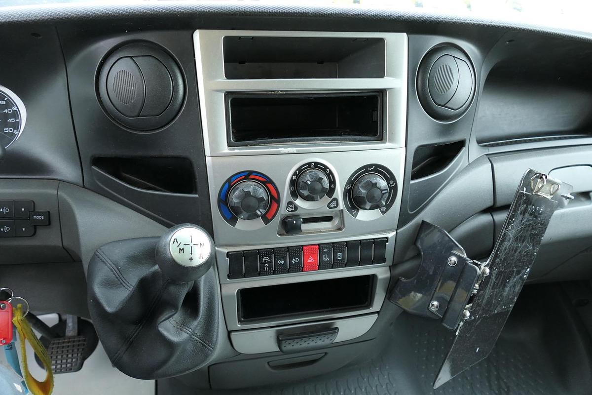 Gebraucht Iveco Daily 35 S11 C30C AUTOMATIK KAMERA Regale LUFT