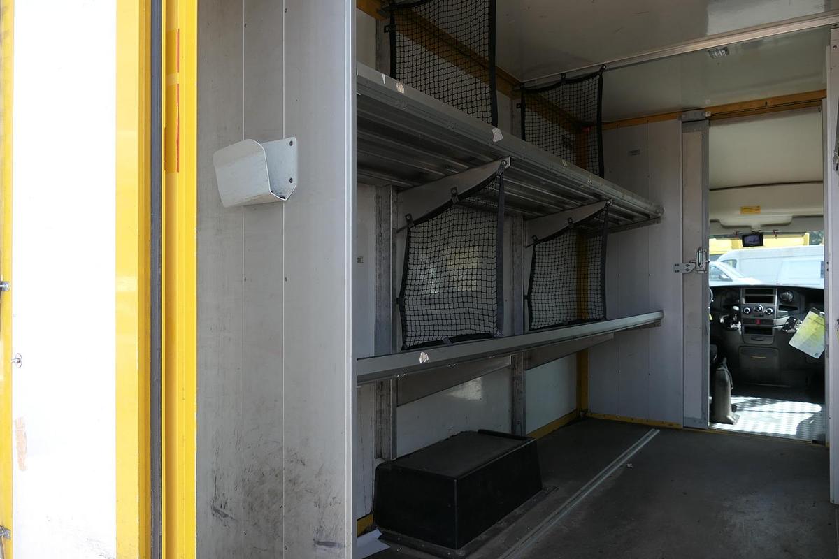 Gebraucht Iveco Daily 35 S11 C30C KURZ AUTOMATIK KAMERA Regale LUFT DURCHGANG EURO-5 CoC