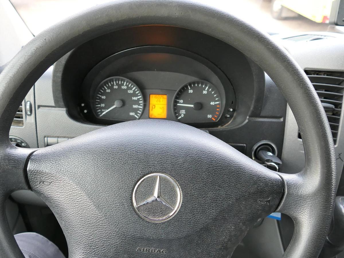 Gebraucht Mercedes-Benz SPRINTER 310 CDI MAXI EURO-5 KOFFER REGALE KAMERA DURCHGANG