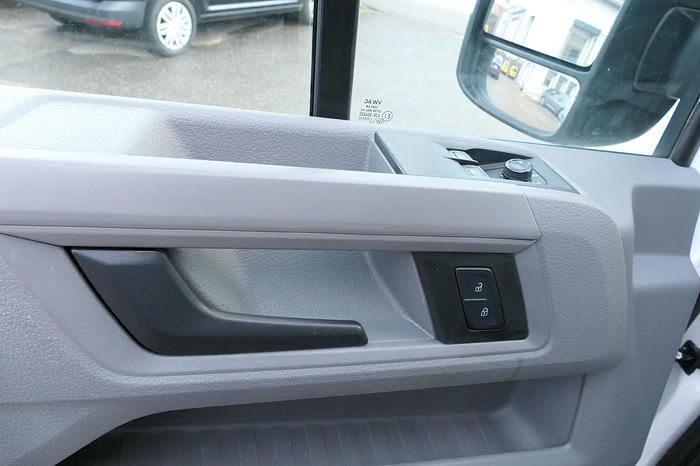 Gebraucht Volkswagen Crafter 35 2,0 TDI 4 Motion 3 Sitzer Hochdach AHK Klima