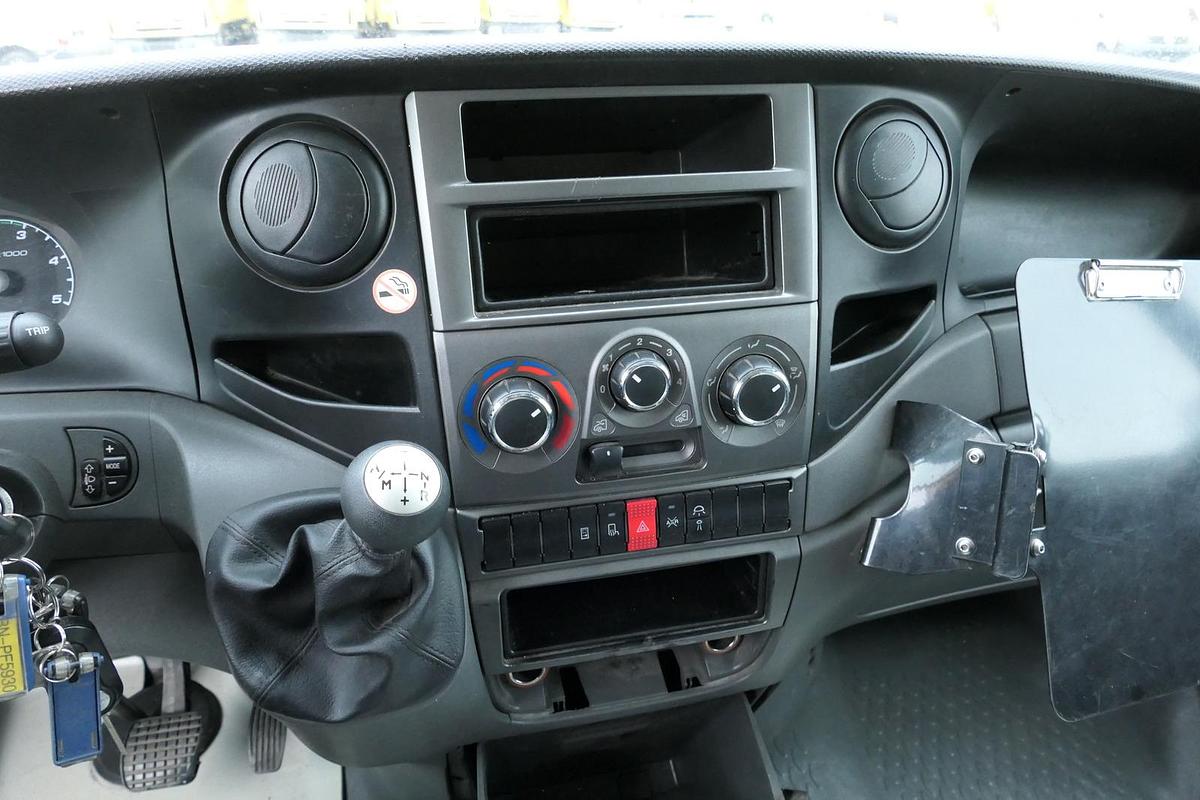 Gebraucht Iveco Daily 35 S11 C30C AUTOMATIK KAMERA Regale LUFT DURCHGANG EURO-5 CoC