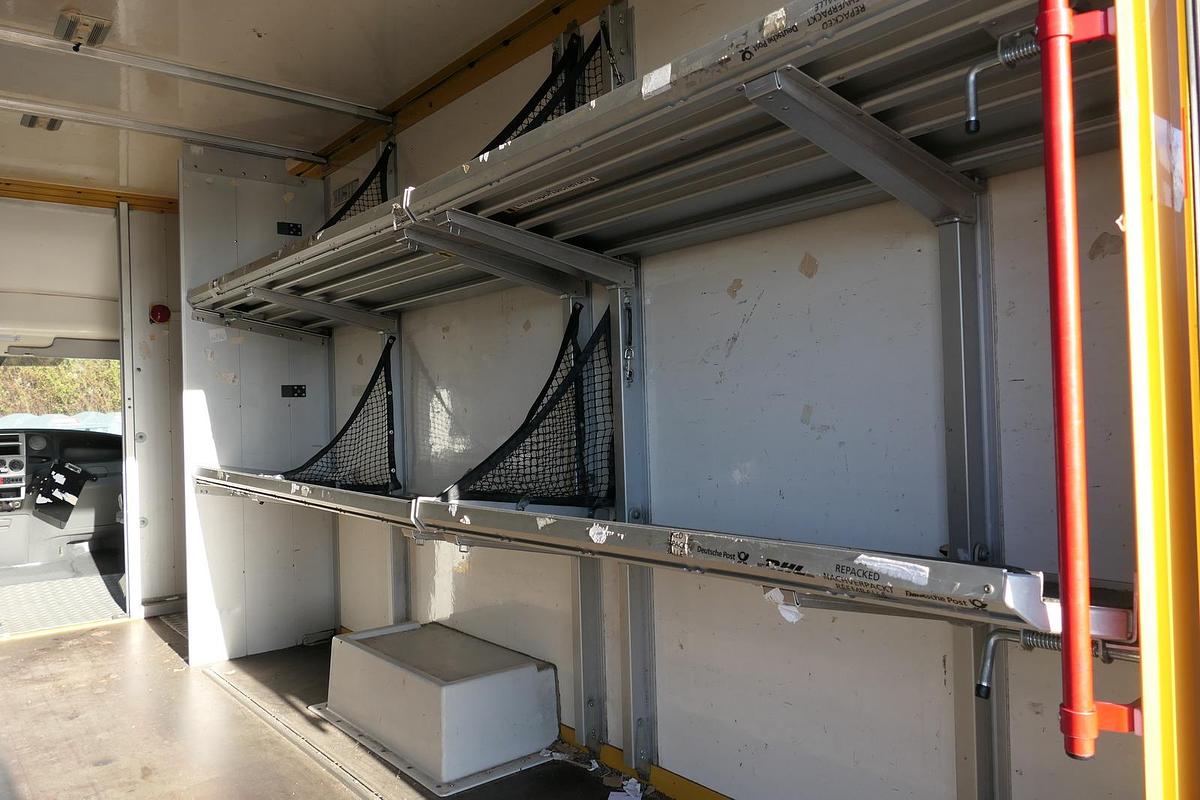 Gebraucht Iveco Daily 35 S11 C30C AUTOMATIK KAMERA MAXI Regale DURCHGANG