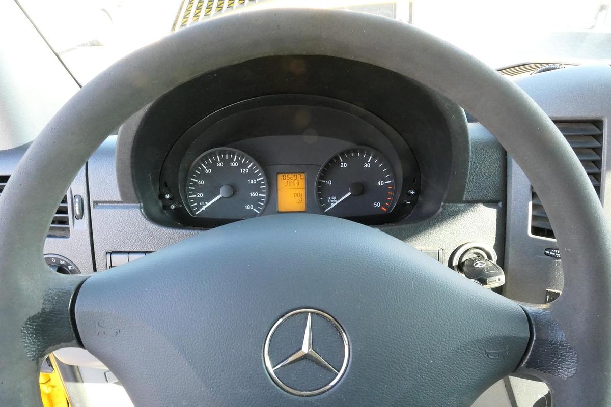 Gebraucht Mercedes-Benz SPRINTER 310 CDI MAXI EURO-5 KOFFER REGALE KAMERA DURCHGANG