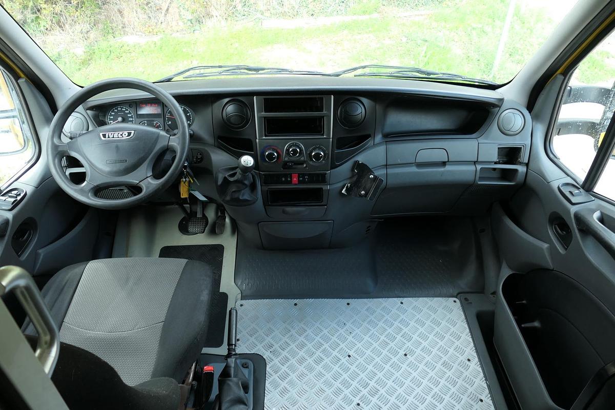 Gebraucht Iveco Daily 35 S11 C30C AUTOMATIK KAMERA Regale LUFT DURCHGANG EURO-5 CoC
