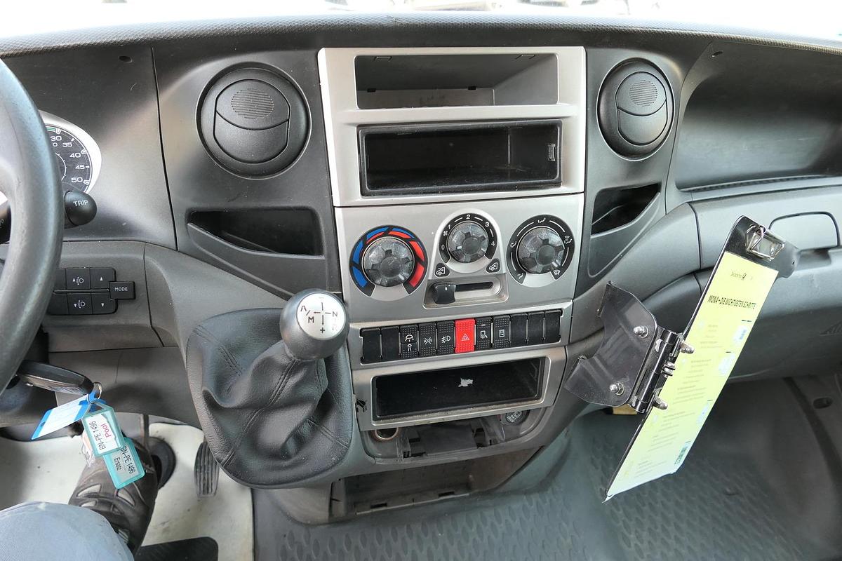 Gebraucht Iveco Daily 35 S11 C30C AUTOMATIK KAMERA MAXI Regale DURCHGANG