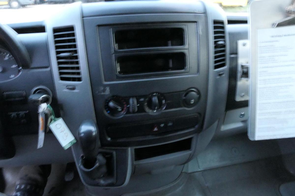 Gebraucht Mercedes-Benz SPRINTER 310 CDI MAXI EURO-5 KOFFER REGALE KAMERA DURCHGANG