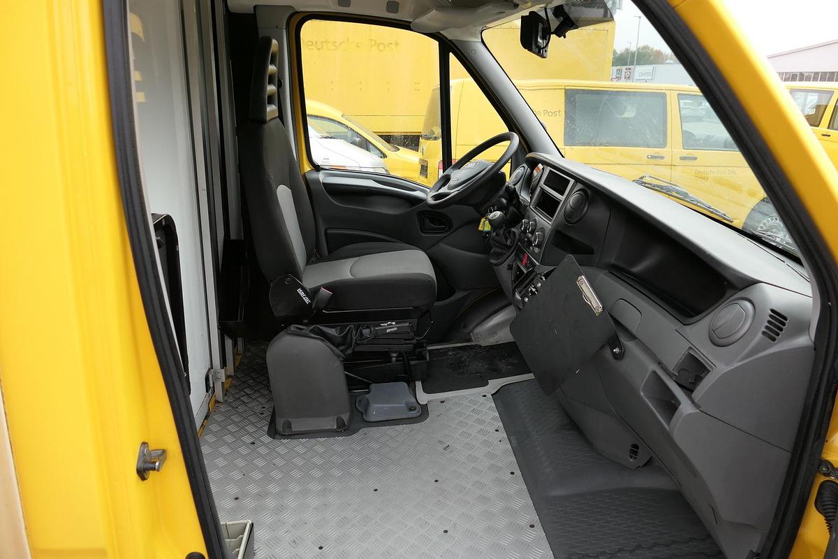 Gebraucht Iveco Daily 35 S11 C30C AUTOMATIK KAMERA Regale LUFT DURCHGANG EURO-5 CoC
