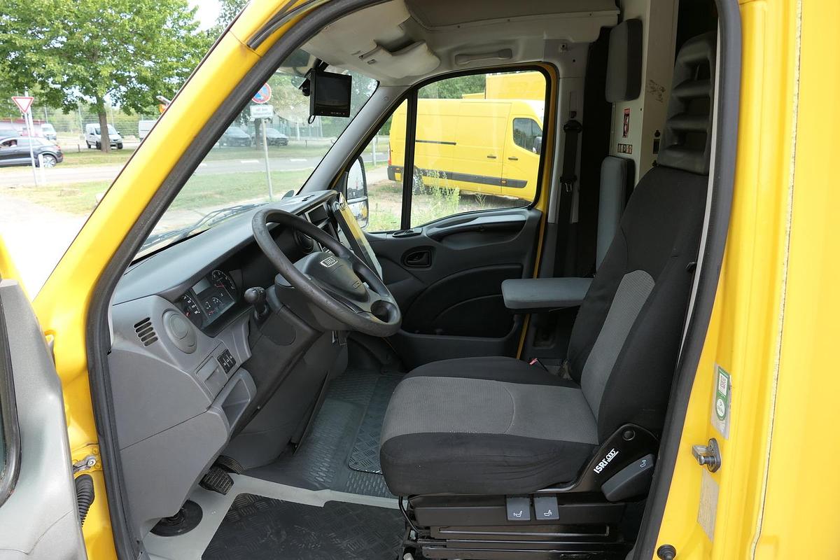 Gebraucht Iveco Daily 35 S11 C30C AUTOMATIK KAMERA Regale LUFT DURCHGANG EURO-5 CoC